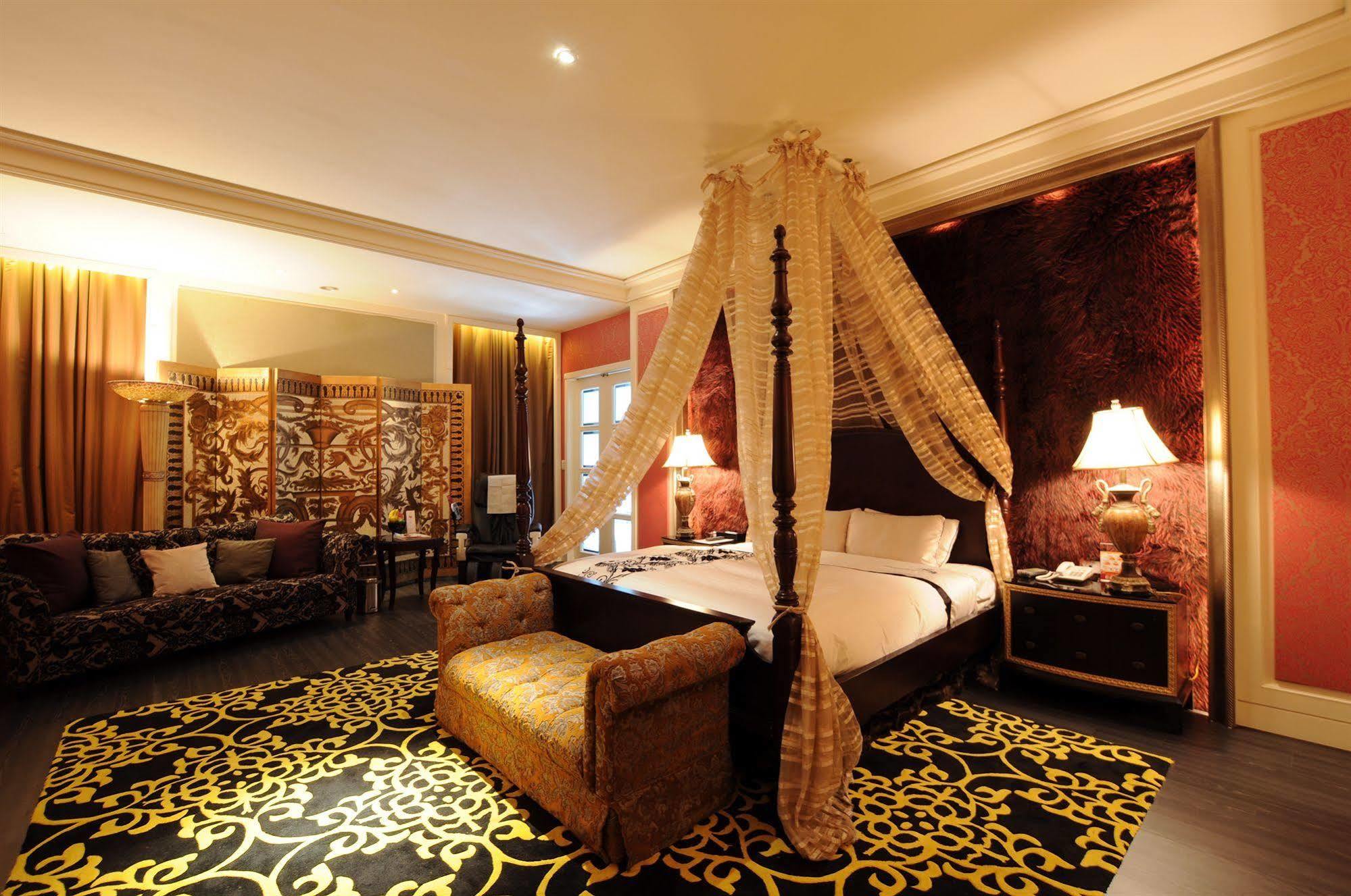 Sunshine Motel Đài Trung Ngoại thất bức ảnh