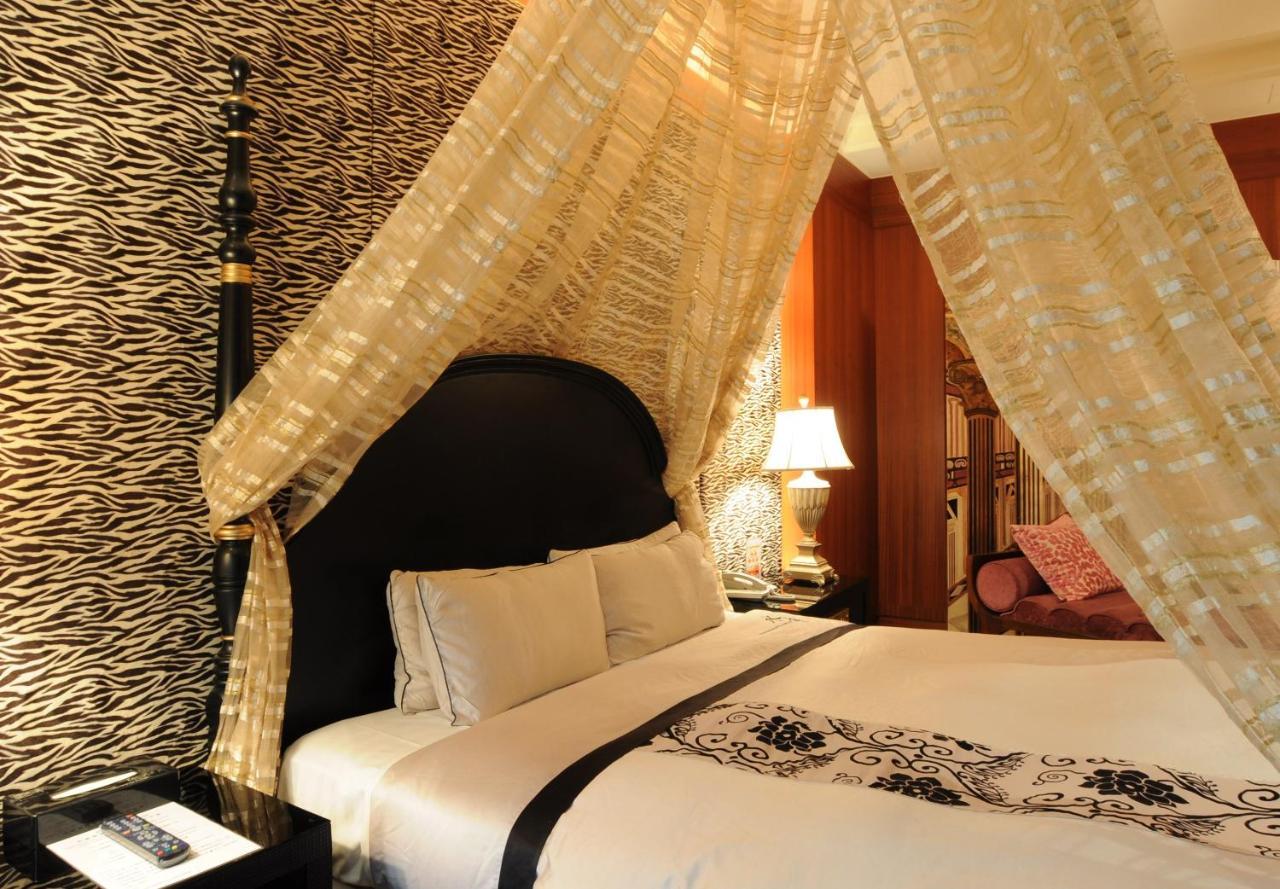 Sunshine Motel Đài Trung Ngoại thất bức ảnh